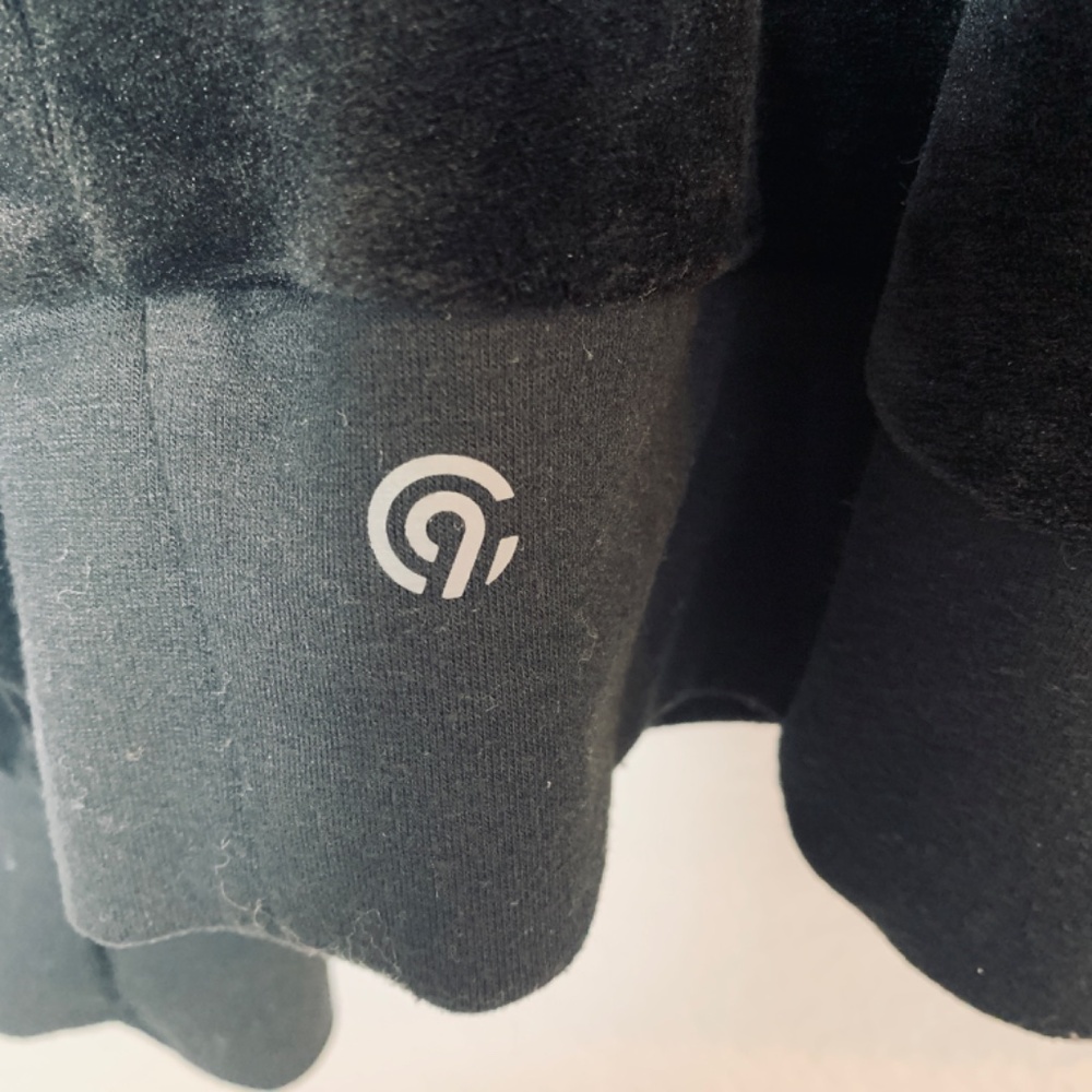 Champion Black Velvet Sweatshirt Womens Small 1/4 Zip Whimsygoth Velour - Picture 8 of 10